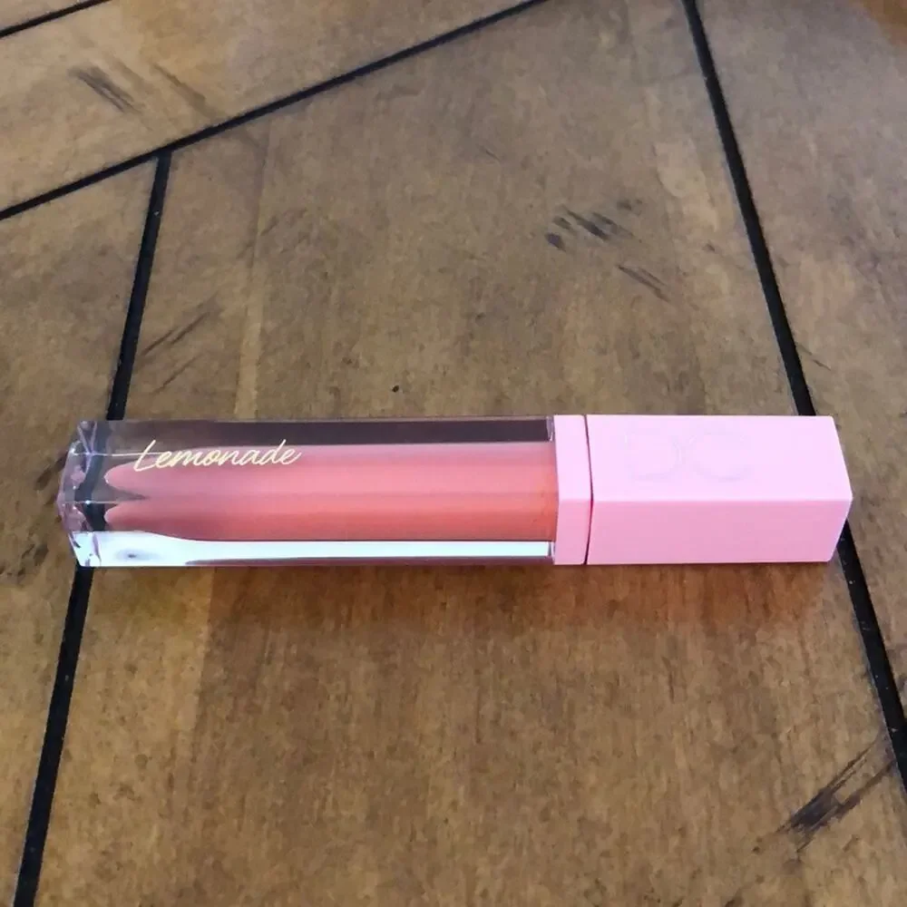 Dominique Cosmetics dominique cosmetics